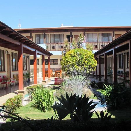 Hotel La Siesta Либерия Екстериор снимка