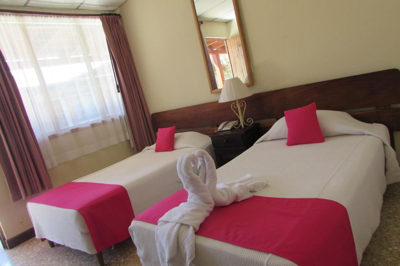 Hotel La Siesta Либерия Екстериор снимка
